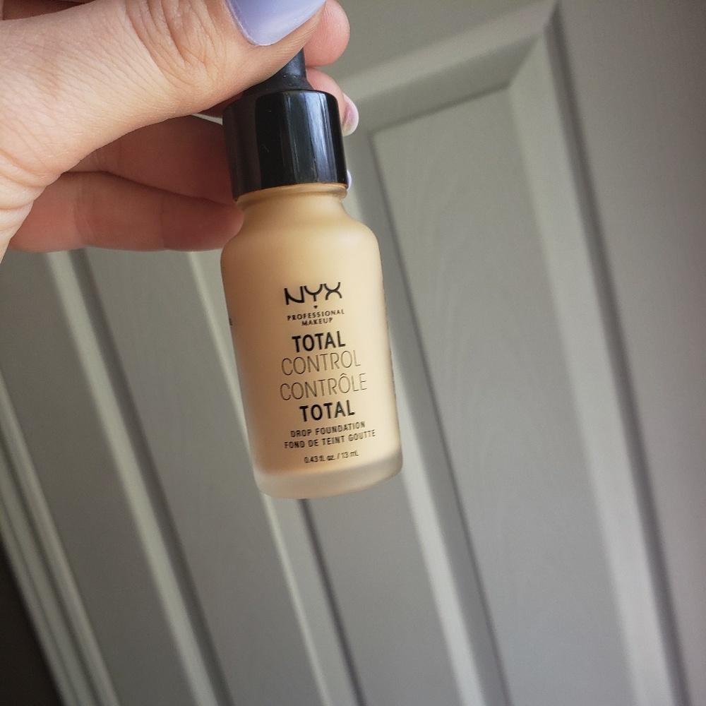 Nyx total control foundation drops true beige